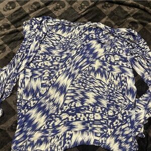 Over the shoulders shawl